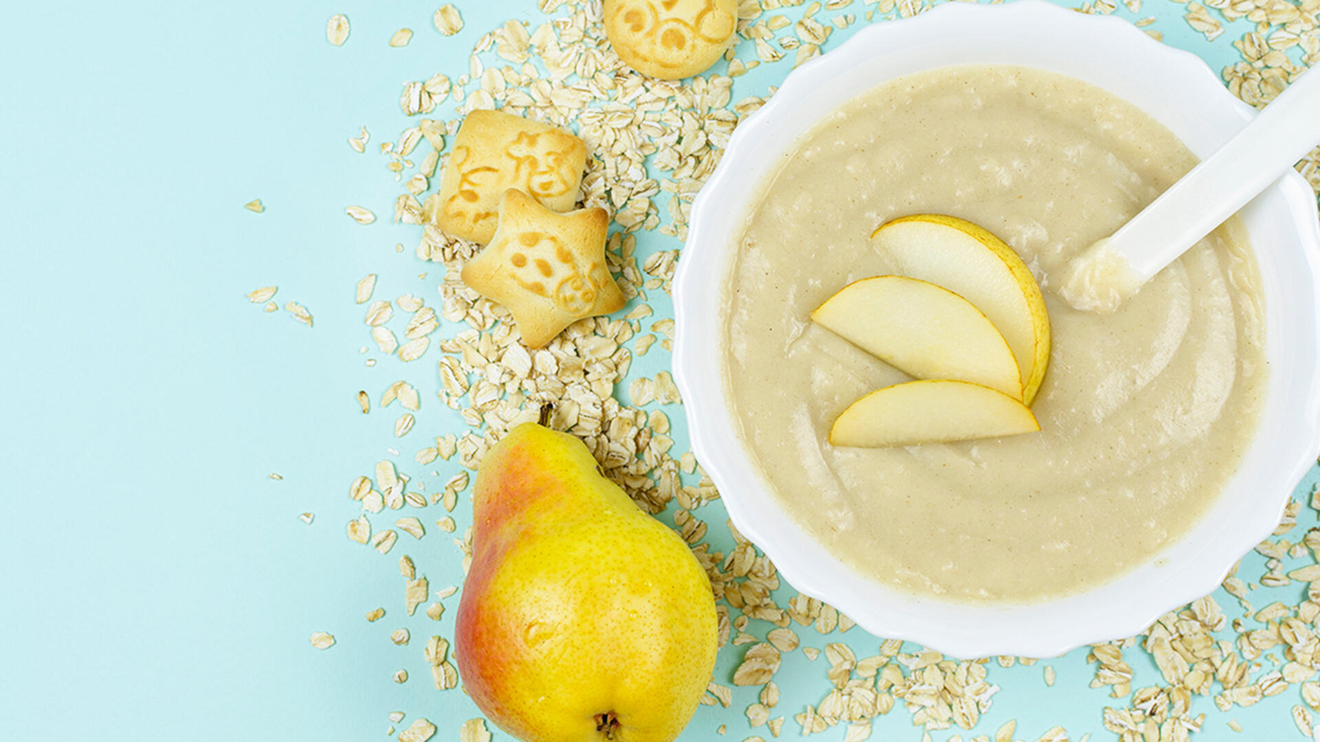 Purer Obstbrei ist keine vollwertige Mahlzeit. Daher sollten Eltern ihn ihren Babys nur gemischt mit Getreide geben. Purer Obstbrei ist keine vollwertige Mahlzeit. Daher sollten Eltern ihn ihren Babys nur gemischt mit Getreide geben.