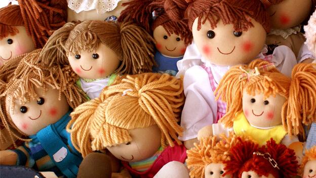12 Textile Puppen im Test