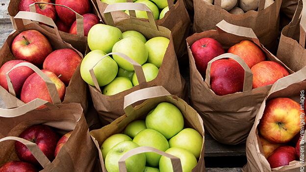 Äpfel im Test: Pestizidbelastung und Klimabilanz gecheckt