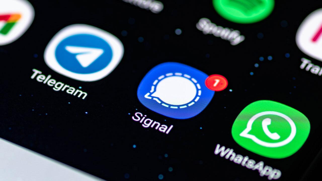 Alternativen zu WhatsApp: Was machen Signal, Telegram und Threema besser?