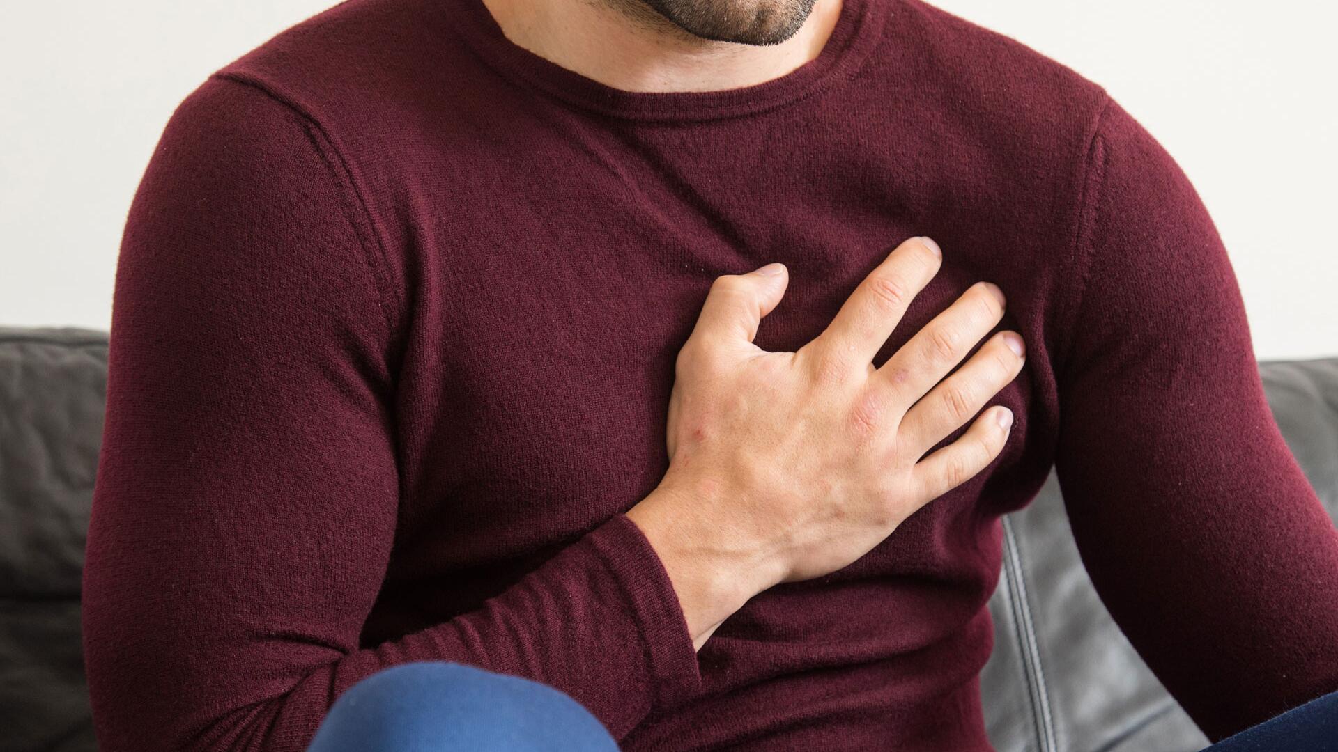 Angina Pectoris: Vier wichtige Fakten rund um den Brustschmerz