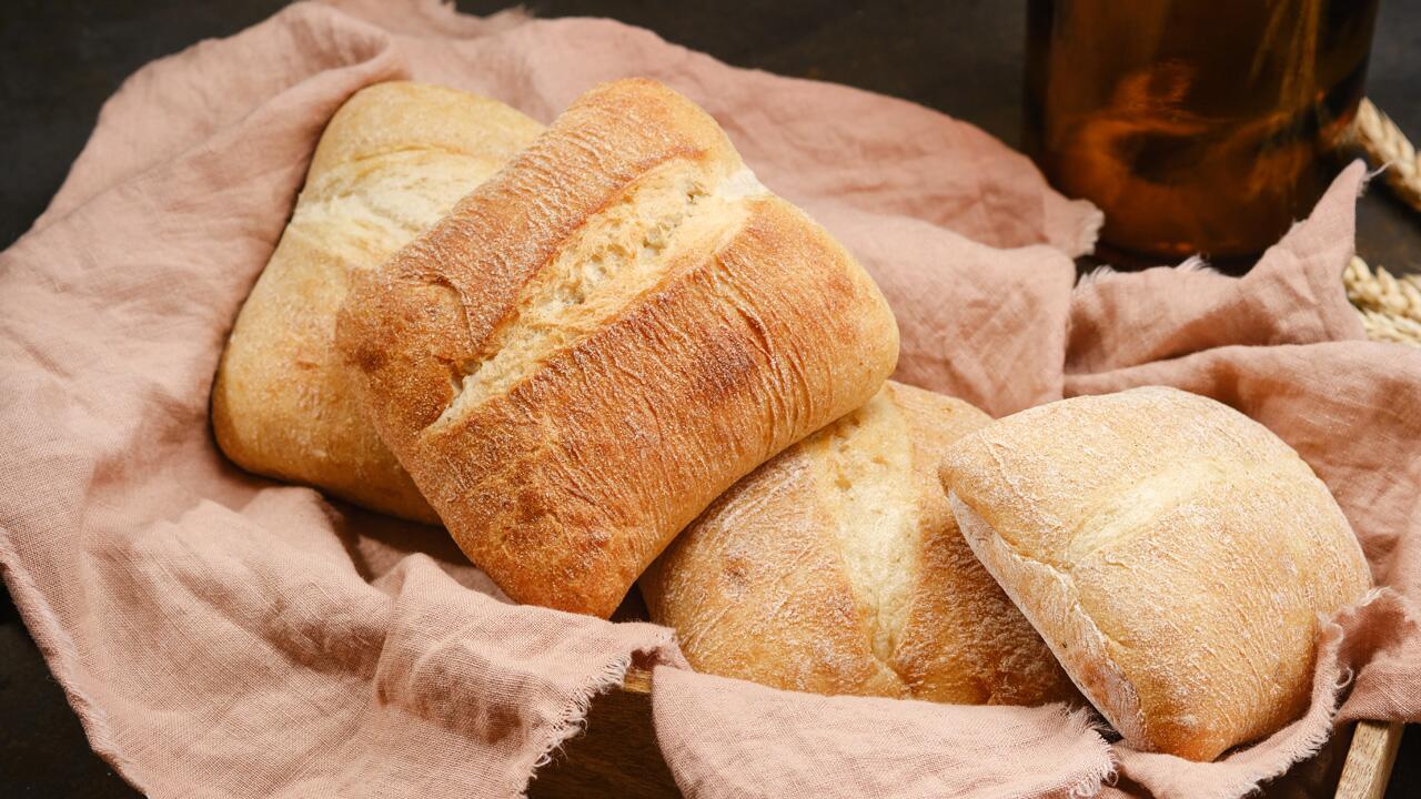 Aufgebackene Brötchen schmecken wie frisch – wenn Sie folgende Tipps beachten. 