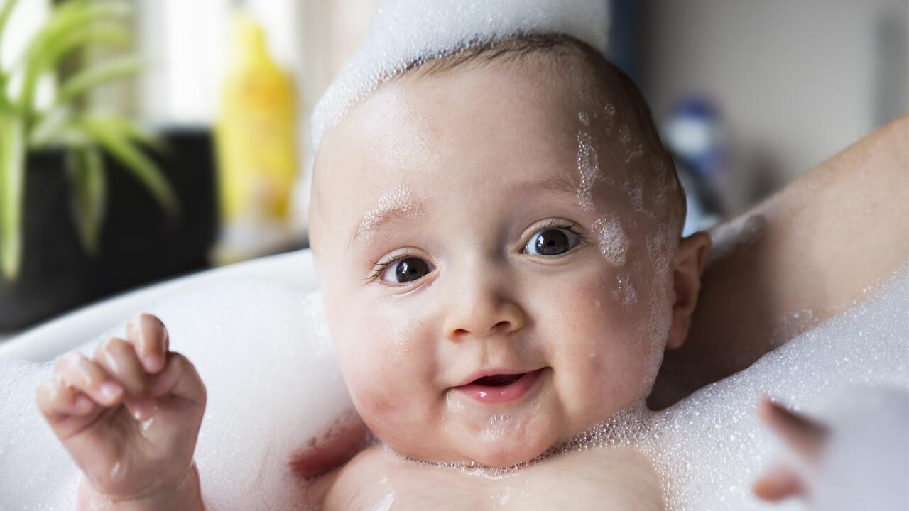 Babyshampoo im Test: Krebsverdächtiger Stoff in einem Shampoo für Babys