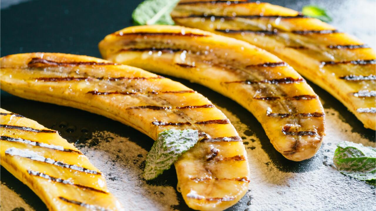 Banane grillen? So gelingt Ihnen die süße Köstlichkeit.