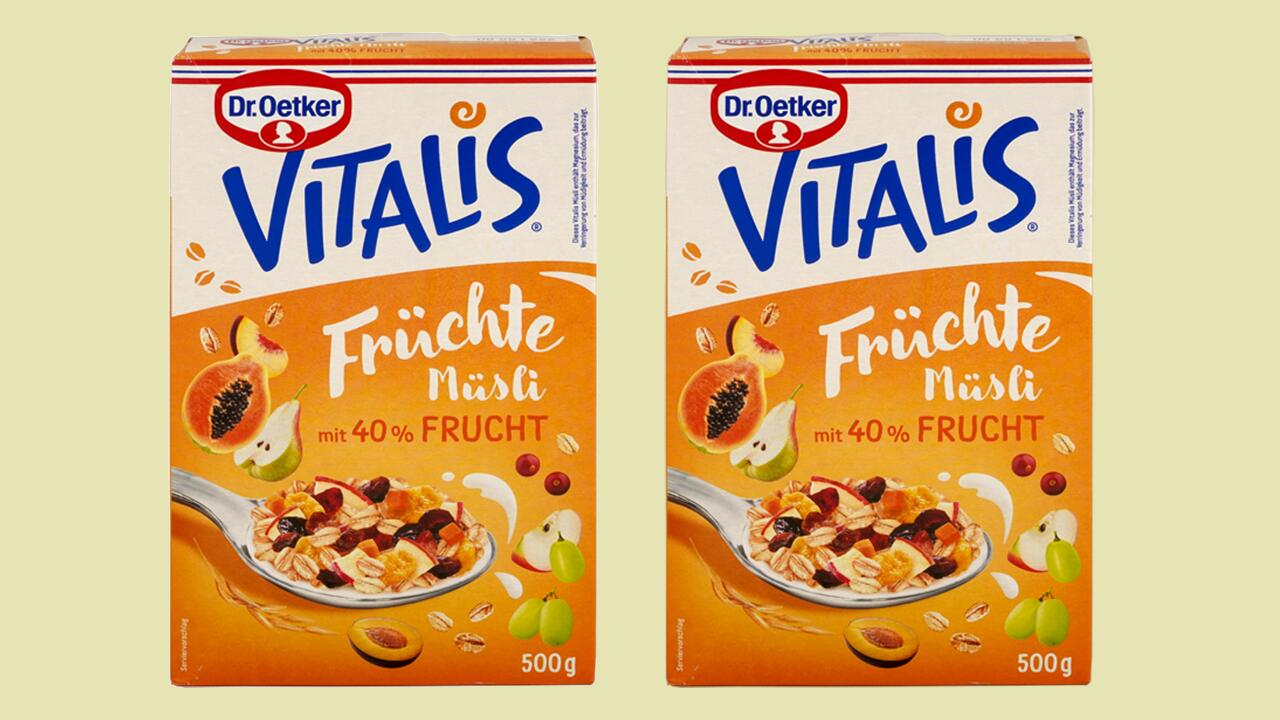 Das Dr. Oetker Vitalis Früchte Müsli fällt im Test durch. Im Produkt stecken Spuren von 14 Pestiziden; drei davon sind besonders bedenklich.