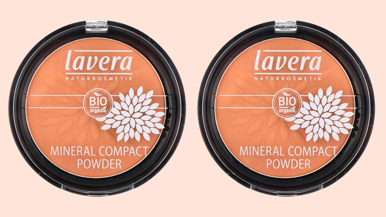 Das Lavera Mineral Compact Powder, Honey 03 fällt in unserem Puder-Test mit der Note "ungenügend" durch