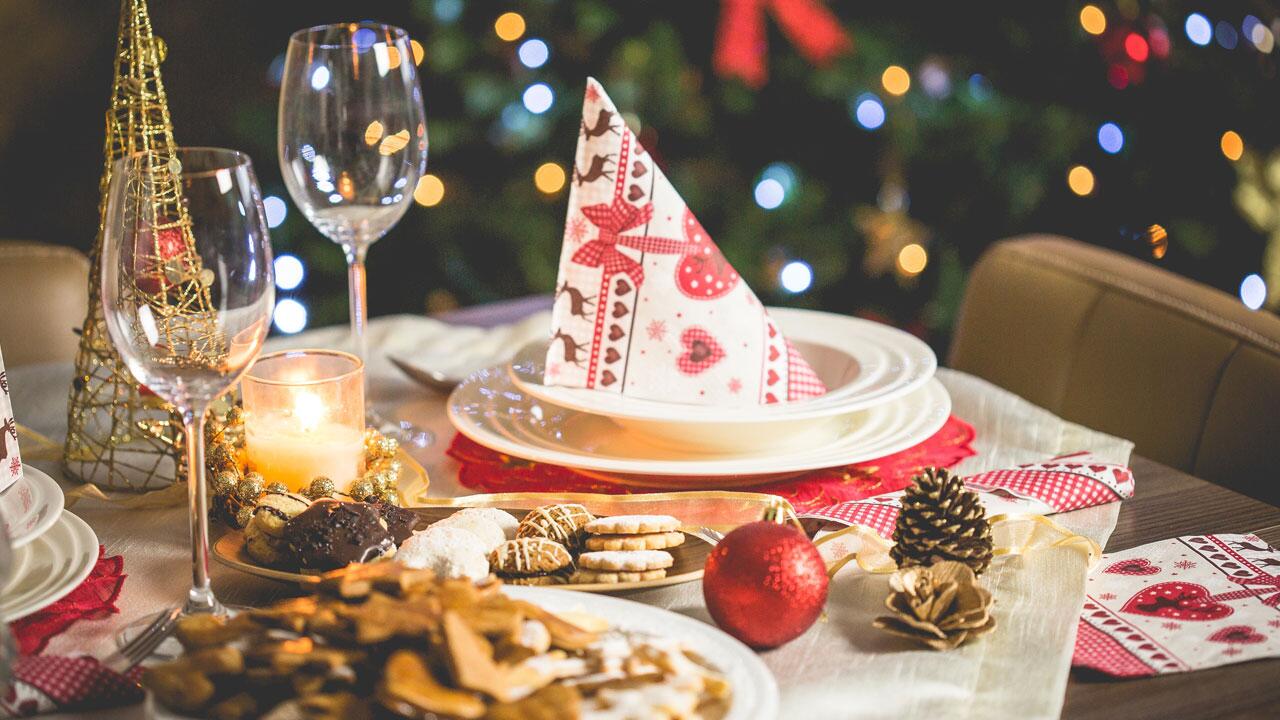Das Weihnachtsessen soll etwas besonderes sein – Lebensmittel müssen Sie trotzdem nicht verschwenden.