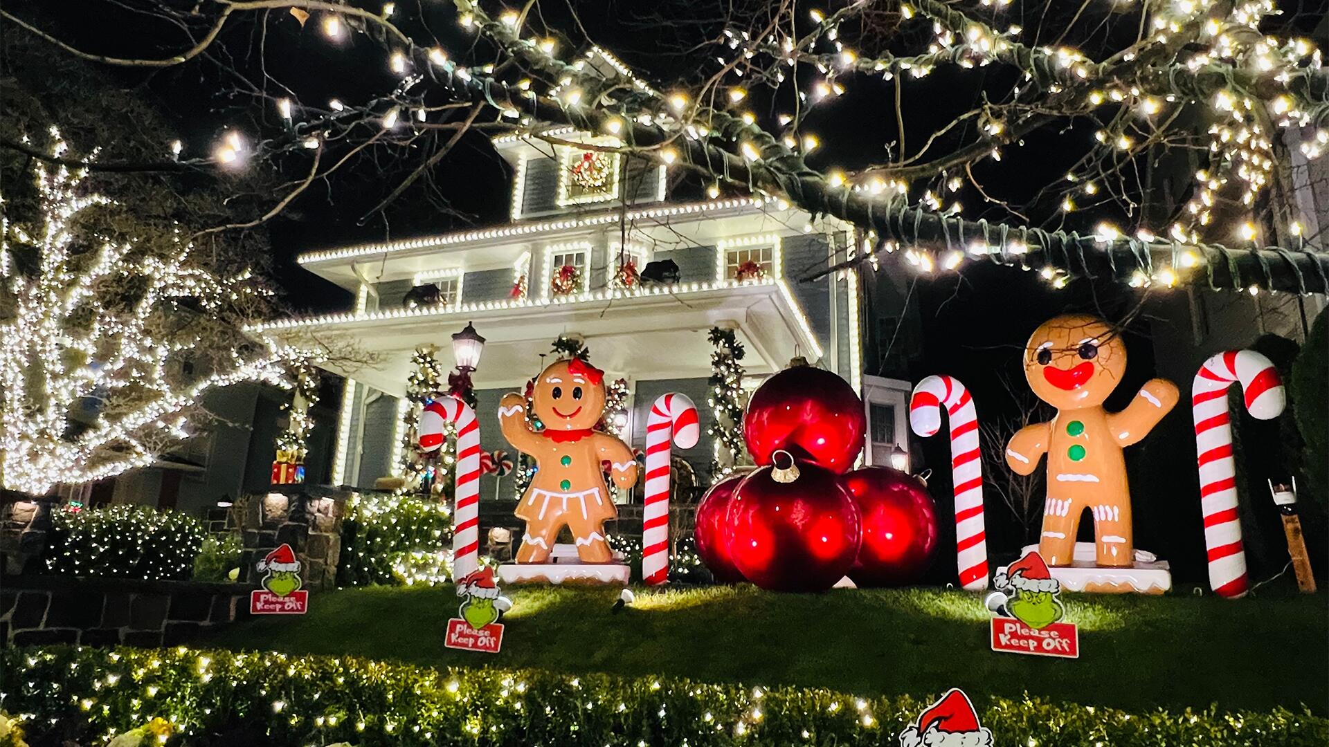 Die Außenbeleuchtung gehört zur Weihnachtszeit dazu. Doch wie verhält man sich, wenn sie stört? Die Außenbeleuchtung gehört zur Weihnachtszeit dazu. Doch wie verhält man sich, wenn sie stört?