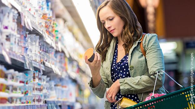 Discounter-Handelsmarken-Test: Spinat und Pesto von Aldi & Co. im Vergleich