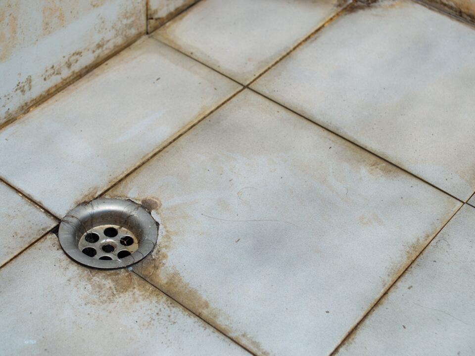 Kalk entfernen Dusche Hausmittel: Glänzende Sauberkeit ohne Chemie