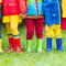 Gummistiefel für Kinder kaufen: Darauf sollten Eltern achten