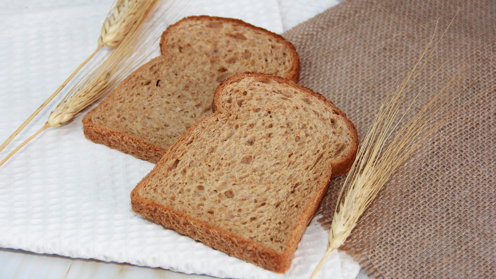 Ist Vollkorntoast tatsächlich gesünder als normales Toastbrot?