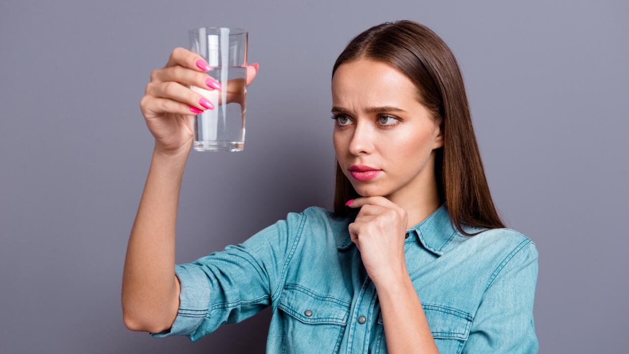 Kann Wasser schlecht werden oder schimmeln?