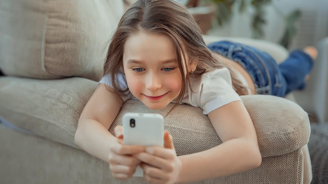 Kinderärzte warnen: Kein Handy für Kinder unter 11 Jahren