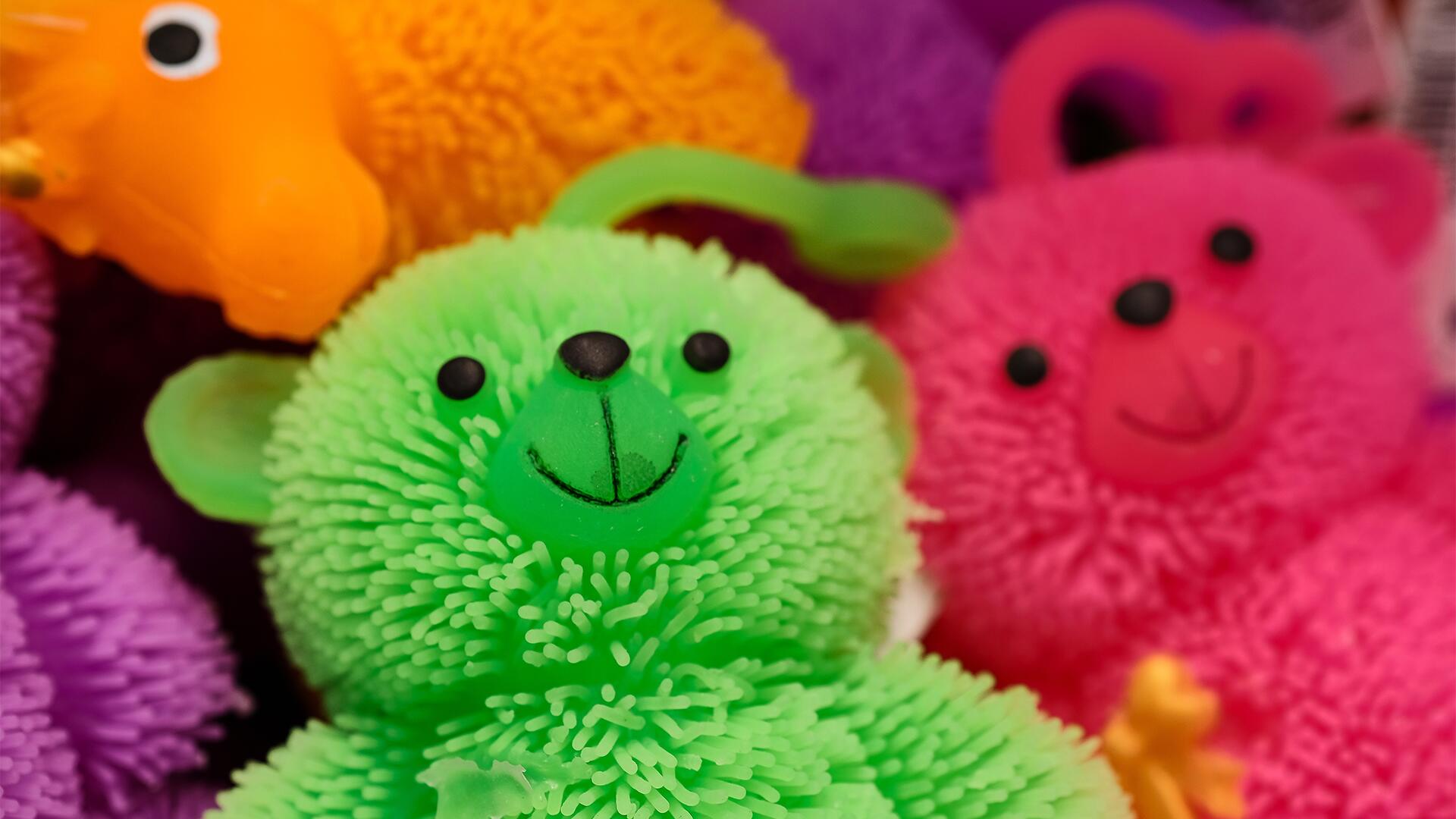 EU beschließt PFAS-Verbot in Spielzeug ab 2030: Wie man sie jetzt schon vermeiden kann