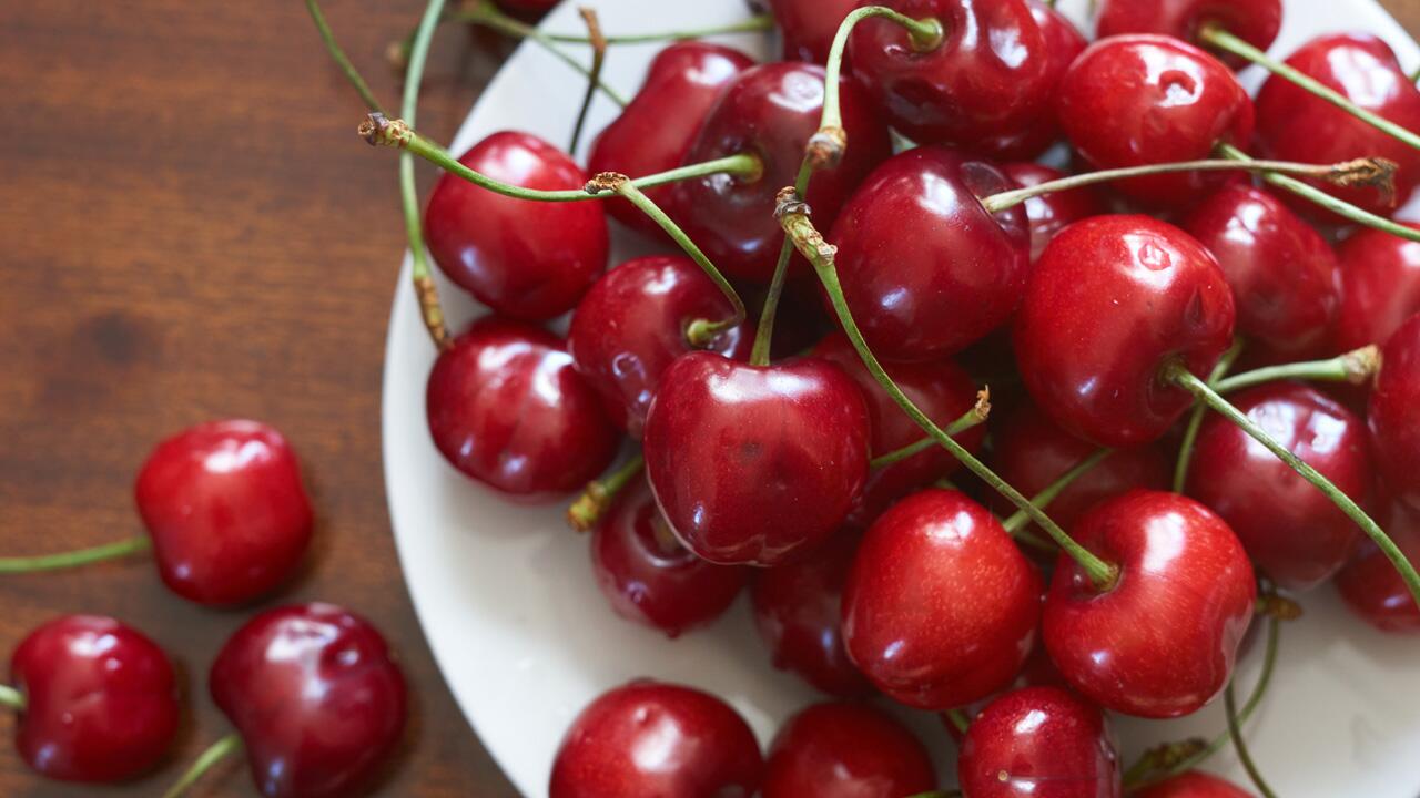 Kirschen essen: Bekommt man von Kirschen wirklich Bauchschmerzen?