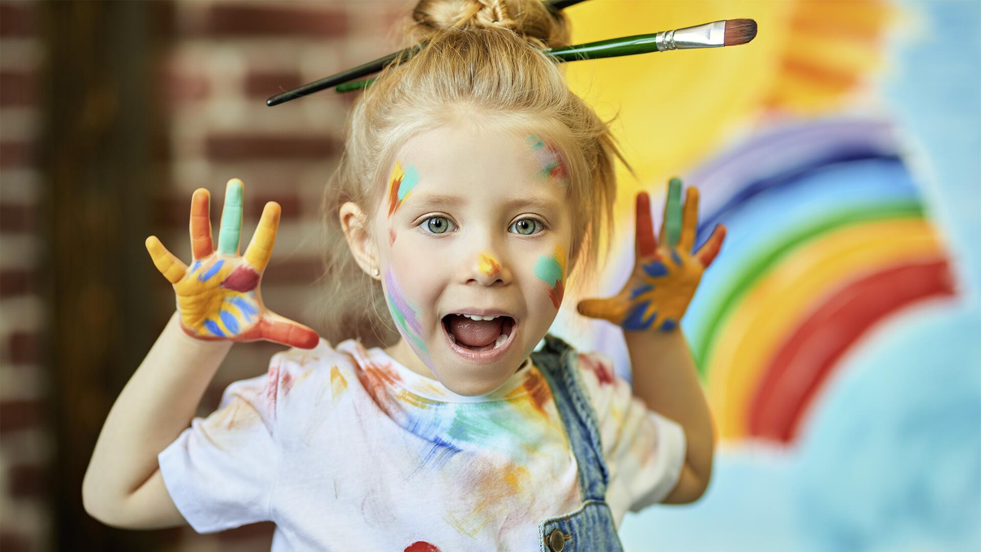 Kreativität hilft Kindern, Lösungen für Probleme zu finden. 