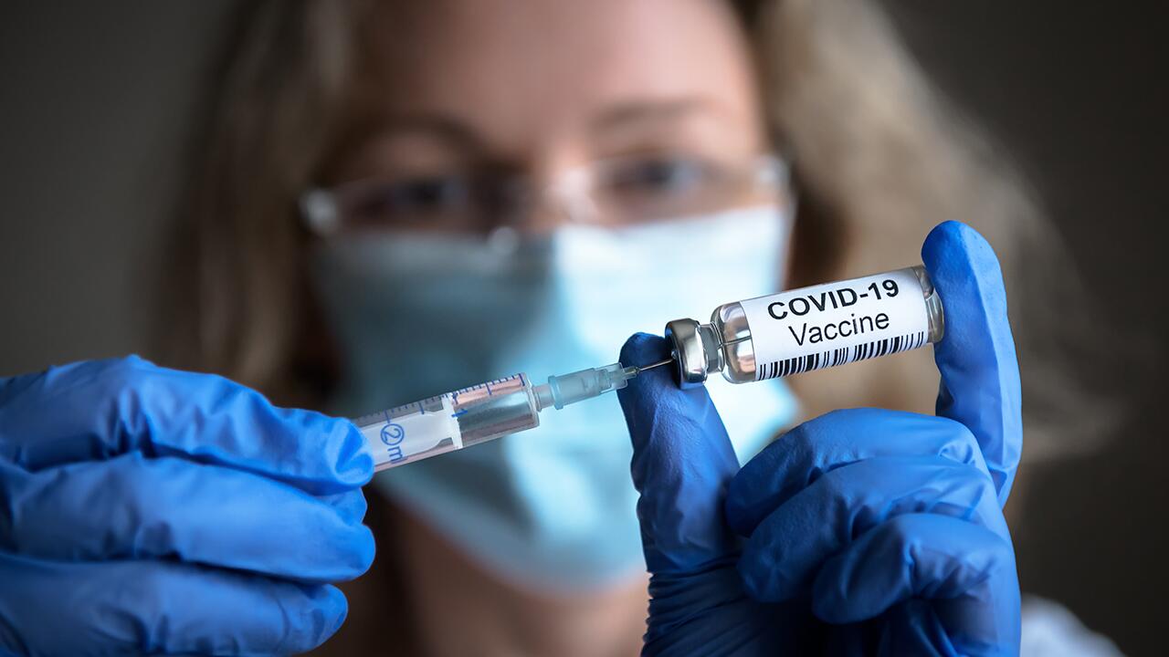 Laborstudie: Biontech-Impfstoff wirkt gegen zwei Corona-Varianten