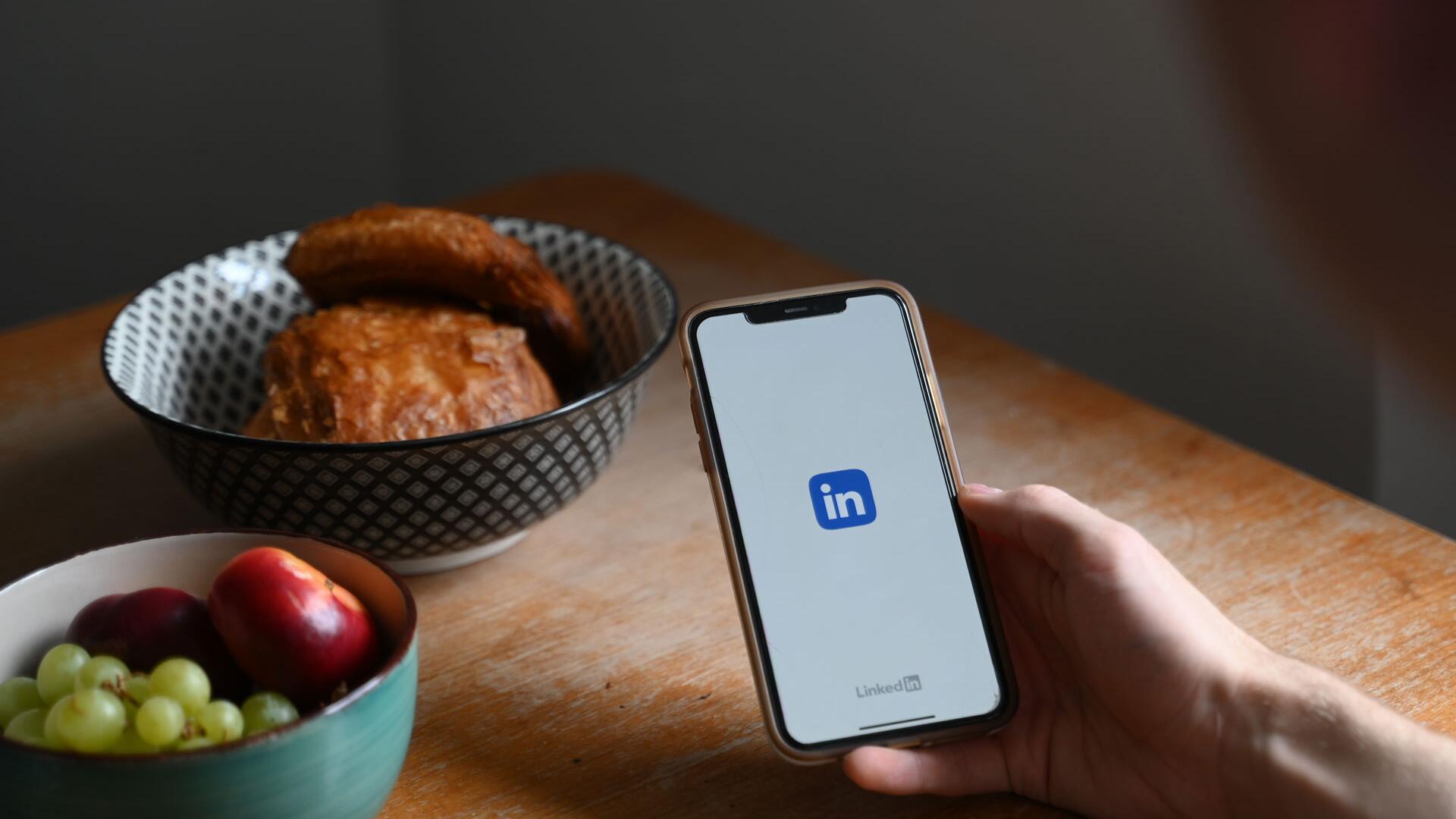 LinkedIn ändert Datenschutzregeln: Ihre Daten für KI-Training – Was jetzt zu tun ist