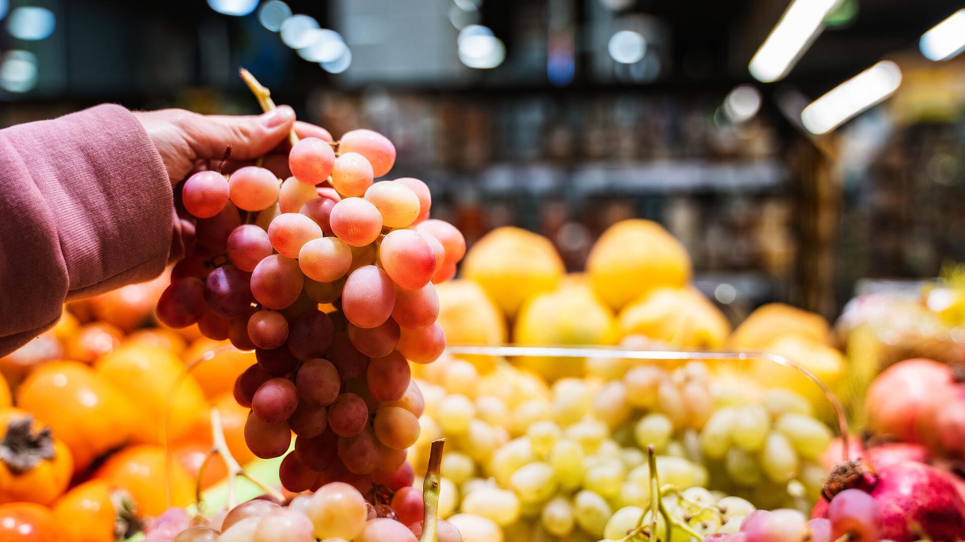 Naschen erlaubt? Die größten Supermarkt-Mythen im Check