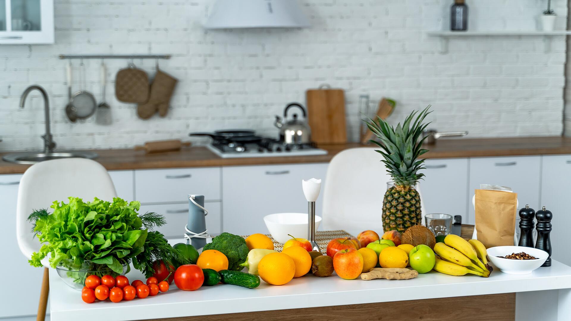 Nicht jedes Obst und Gemüse sollte nebeneinander liegen. 