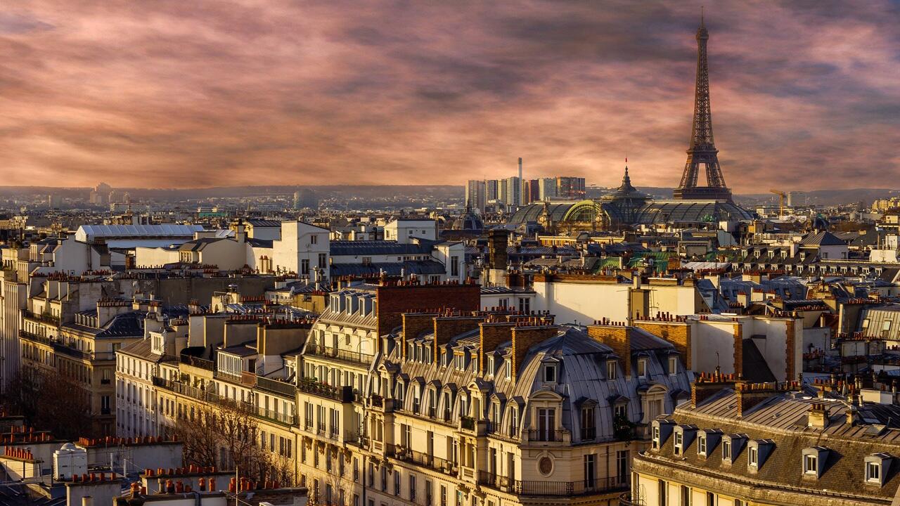 Nicht nur in Paris: Der EuGH hat entschieden, dass Angebote für Kurzzeitvermietungen bei Wohnungsnot verboten werden dürfen.