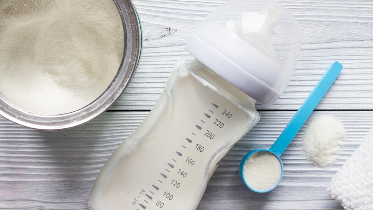 Säuglingsmilch zubereiten: Darauf müssen Sie achten