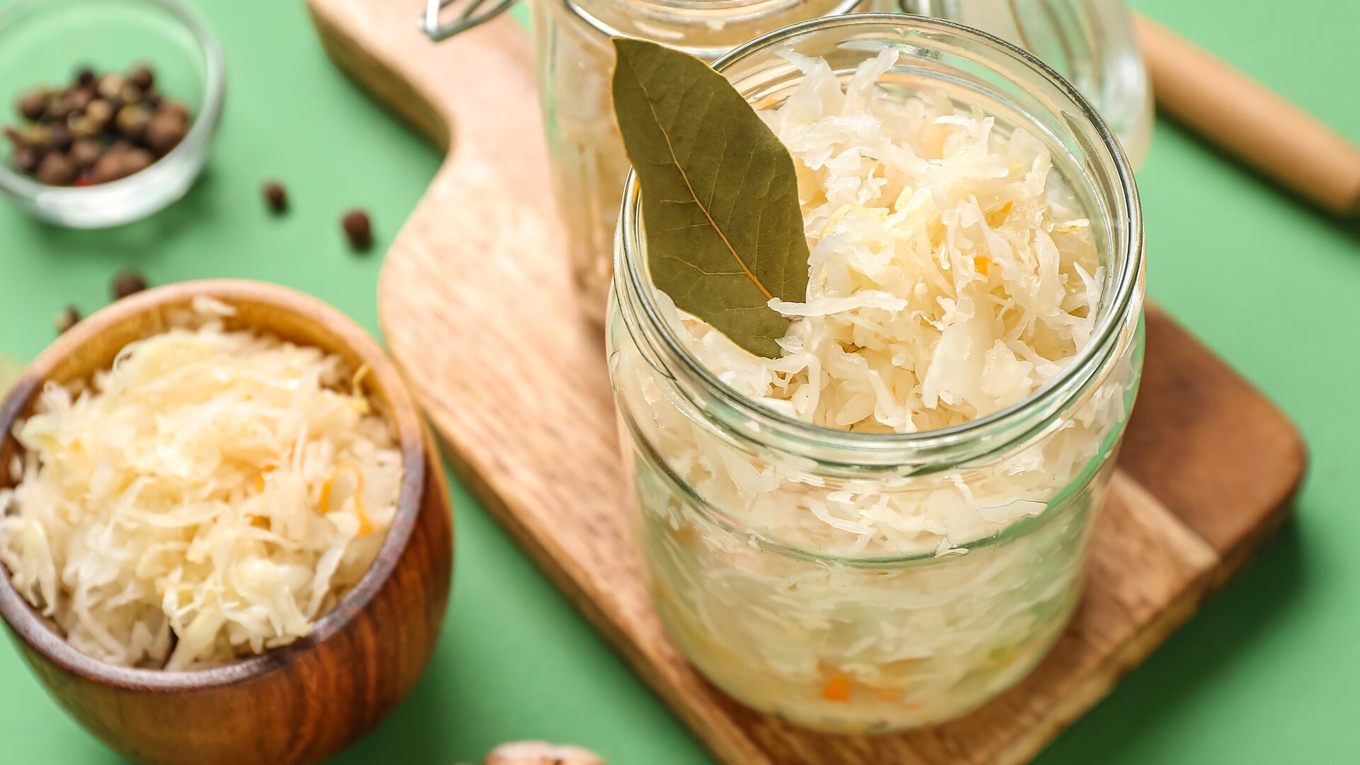 Sauerkraut im Test: Wir haben 28 Konserven im Labor überprüfen lassen.