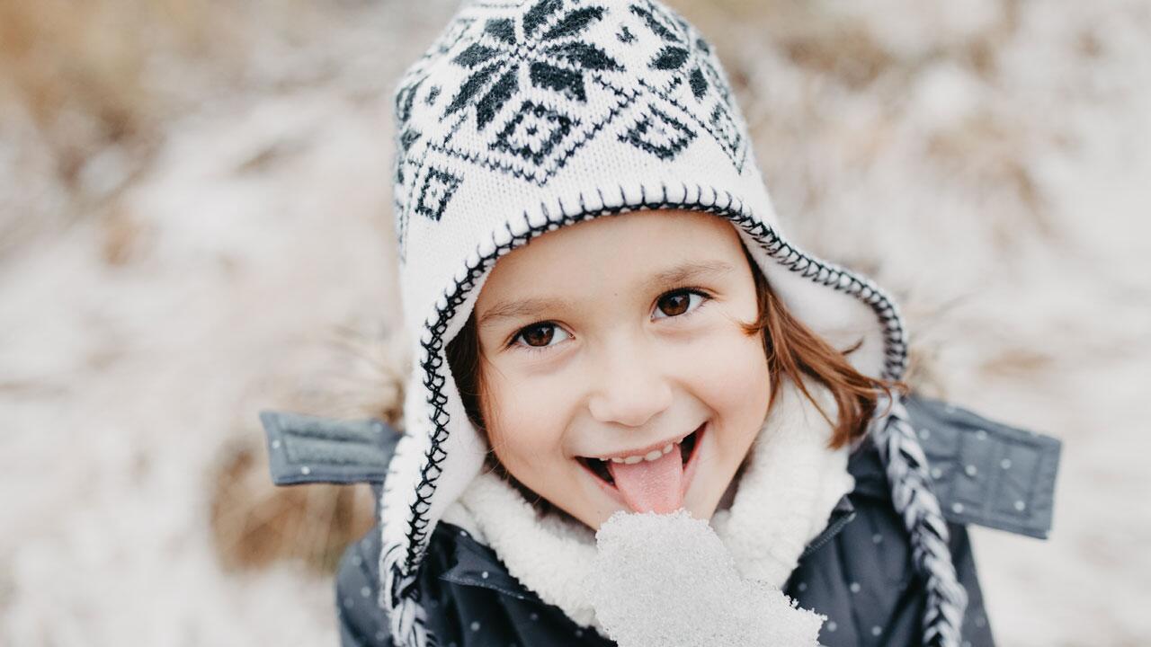 Schnee essen: Auch frischer Schnee kann Schadstoffe enthalten