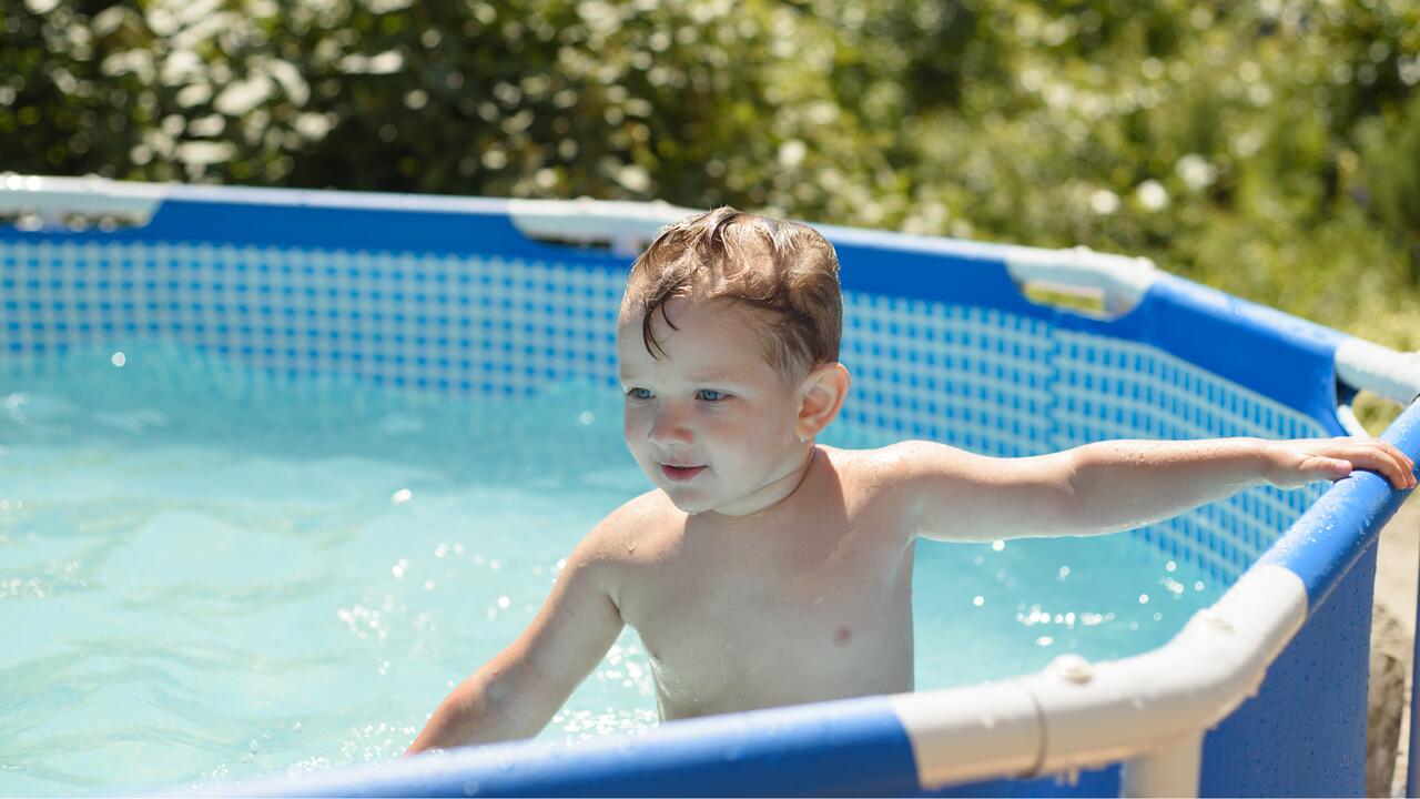 Sicherheits-Tipps für Eltern mit Pool im Garten 
