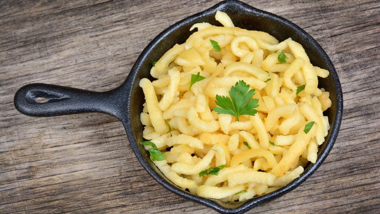 Spätzle selber machen ist nicht allzu schwer – unser Rezept für köstliche Spätzle