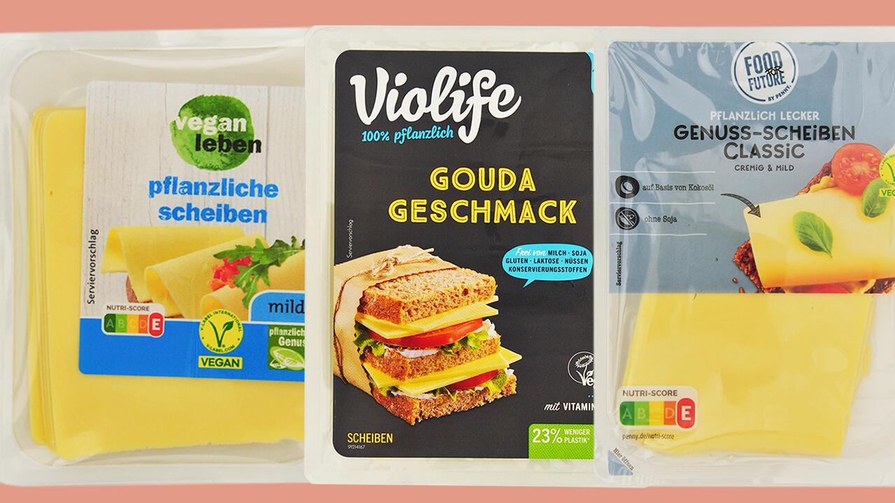 Veganer Käse im Test: Wir haben elf Käsealternativen im Labor prüfen lassen. Veganer Käse im Test: Wir haben elf Käsealternativen im Labor prüfen lassen.