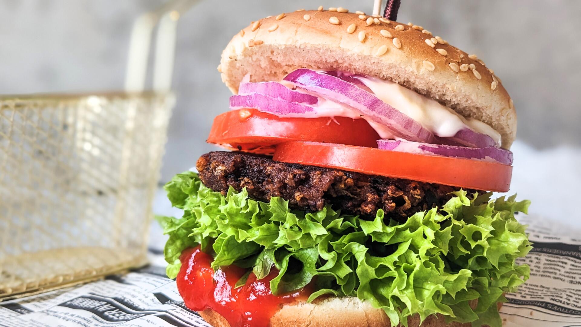 Veggie-Burger darf vorerst weiter so heißen. Veggie-Burger darf vorerst weiter so heißen.