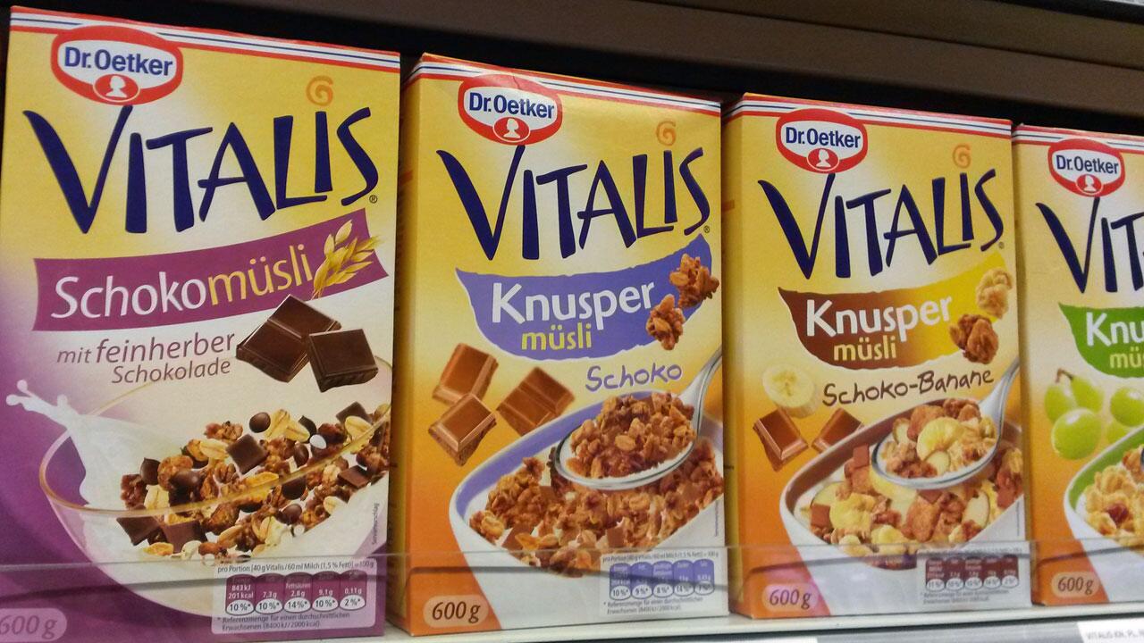 Verschiedene Müsli-Sorten von Dr. Oetker Vitalis