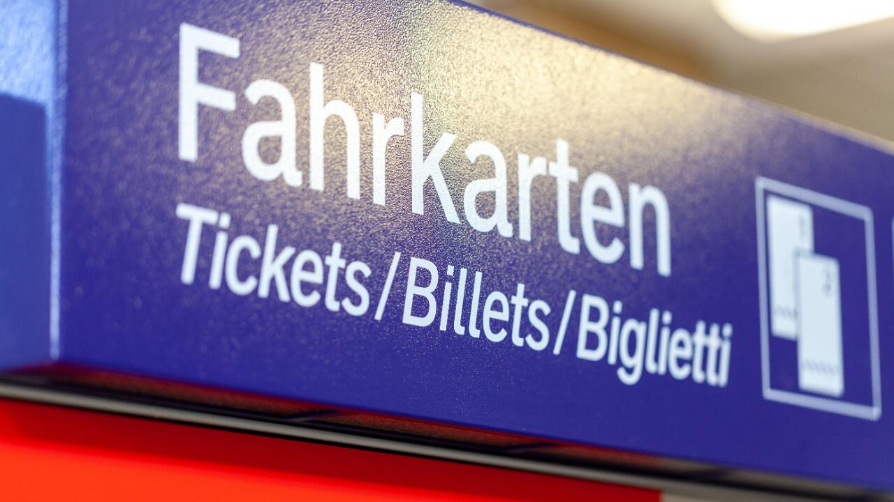 Neue Sparpreis-Regel bei der Bahn: Am Schalter nur noch personalisierte Tickets