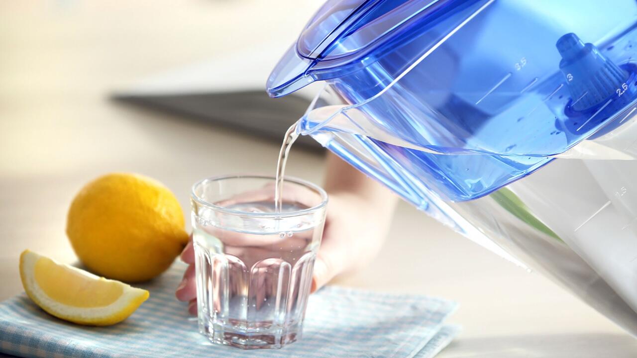 Wasser filtern: Sind Wasserfilter wie Brita & Co. sinnvoll?