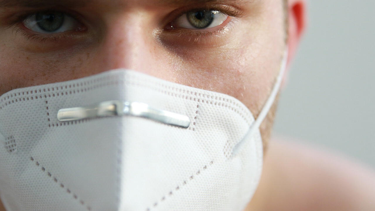 FFP-Masken mit Atemfilter sind nur für medizinisches Personal gedacht FFP-Masken mit Atemfilter sind nur für medizinisches Personal gedacht