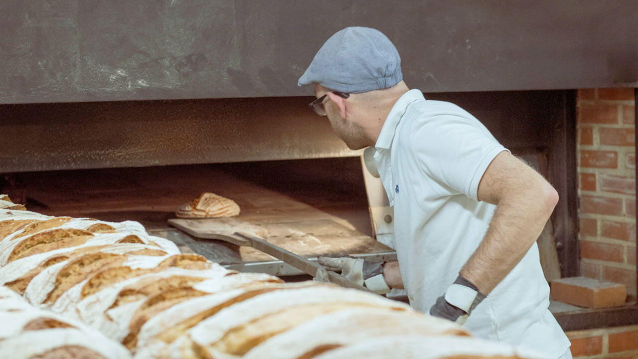 Besonders für Handwerker ist eine Berufsunfähigkeitsversicherung teuer Besonders für Handwerker ist eine Berufsunfähigkeitsversicherung teuer