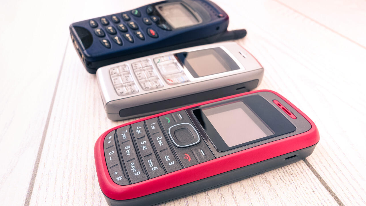 Alte Handys unbedingt recyclen und nicht im Hausmüll entsorgen