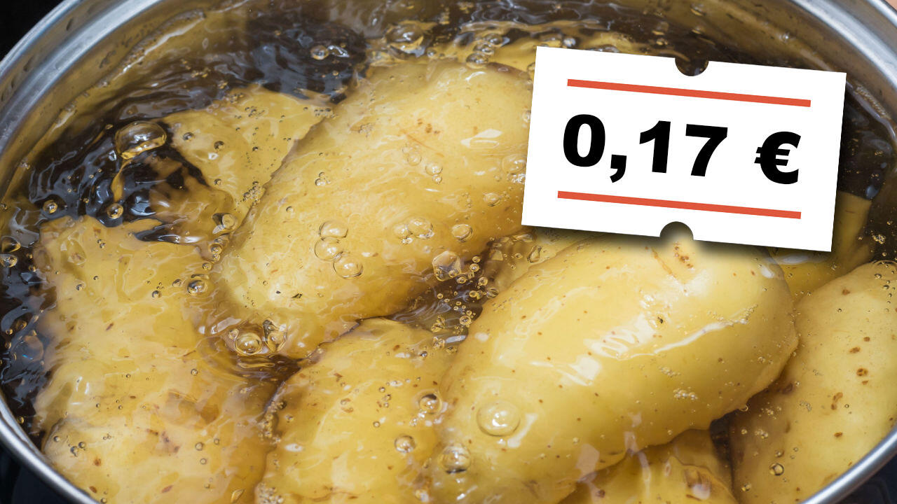 Kartoffeln kochen: Wer einen speziellen Thermotopf nutzt, spart viel Geld. (Muss allerdings erst einen Thermotopf kaufen.) Kartoffeln kochen: Wer einen speziellen Thermotopf nutzt, spart viel Geld. (Muss allerdings erst einen Thermotopf kaufen.)