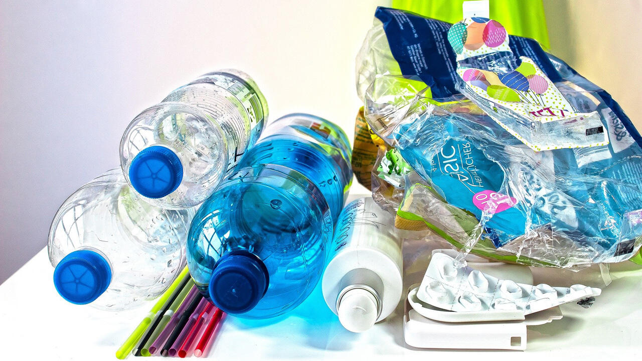 Sinnvolle Fasten-Idee: Weniger Plastik sollte für uns alle zum Motto werden. Sinnvolle Fasten-Idee: Weniger Plastik sollte für uns alle zum Motto werden.