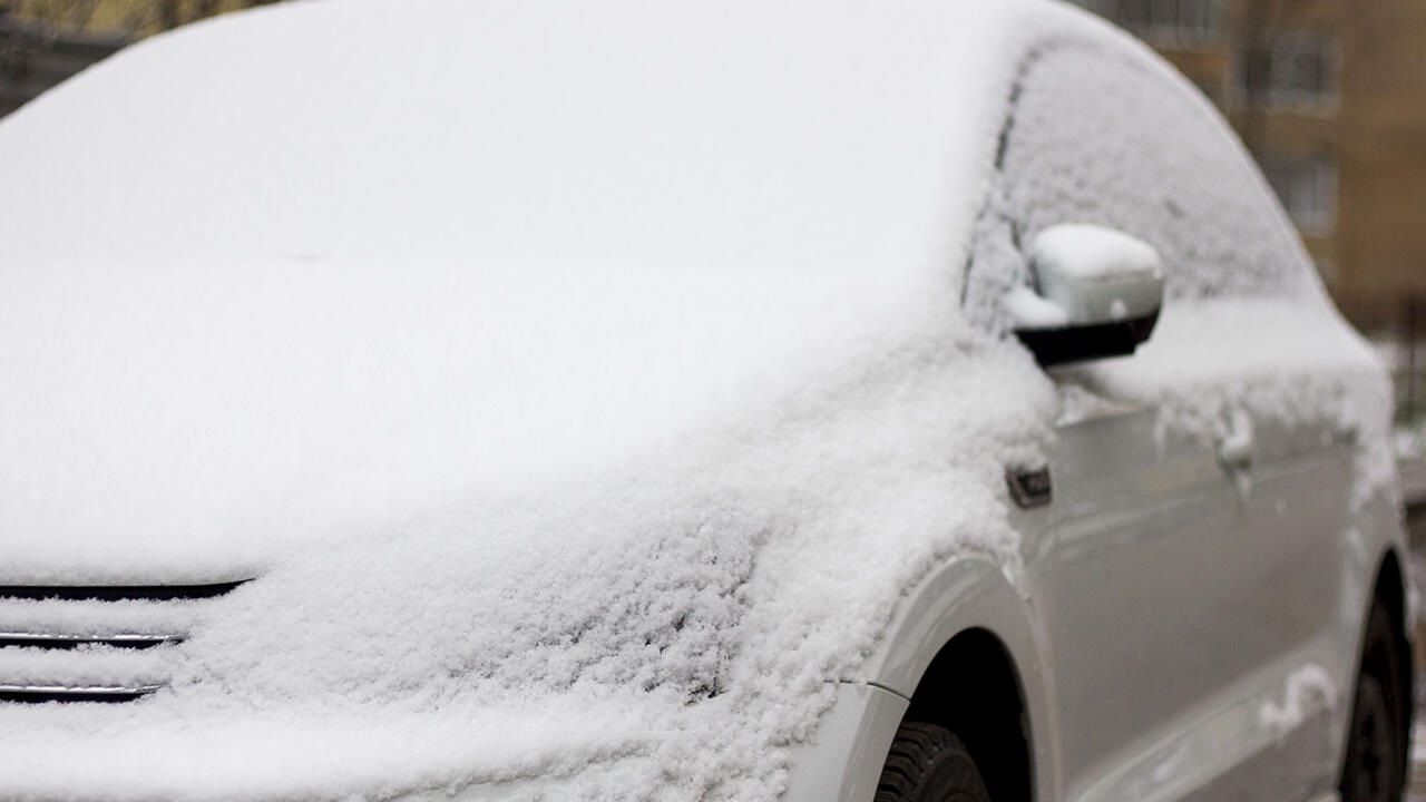 Bei starken Minustemperaturen sollte die Autowäsche besser vertagt werden. Bei starken Minustemperaturen sollte die Autowäsche besser vertagt werden.