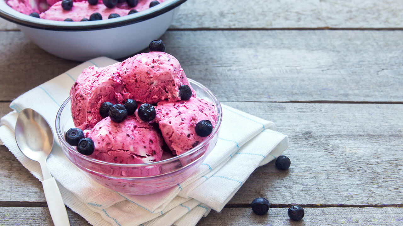 Auch eine Beeren-Nicecream ist schnell gemacht. Auch eine Beeren-Nicecream ist schnell gemacht.