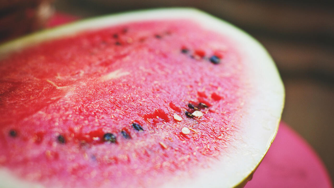 Häufig ist die Schale der Wassermelone dick – zu schade für den Müll. Häufig ist die Schale der Wassermelone dick – zu schade für den Müll.