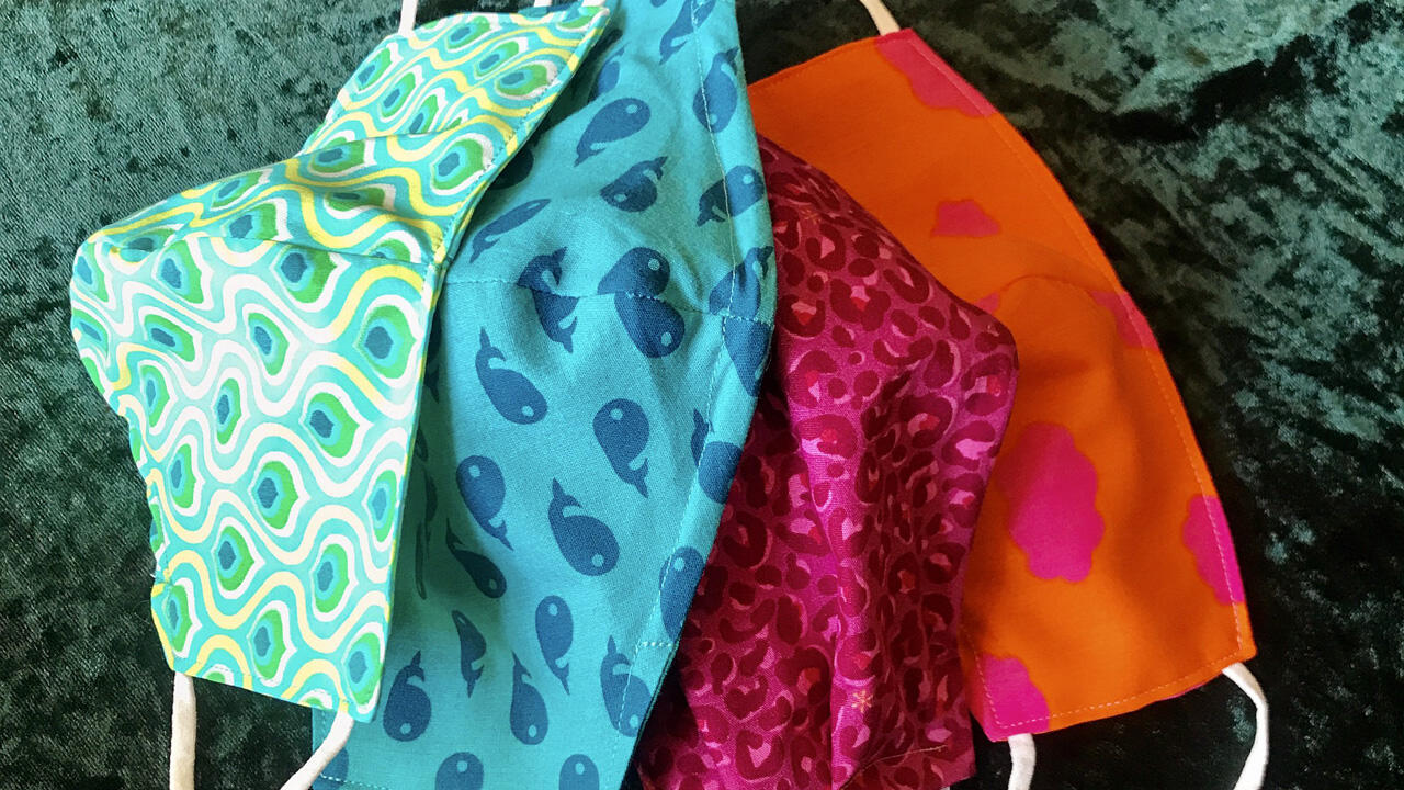 Masken gibt es in vielen hübschen Designs Masken gibt es in vielen hübschen Designs