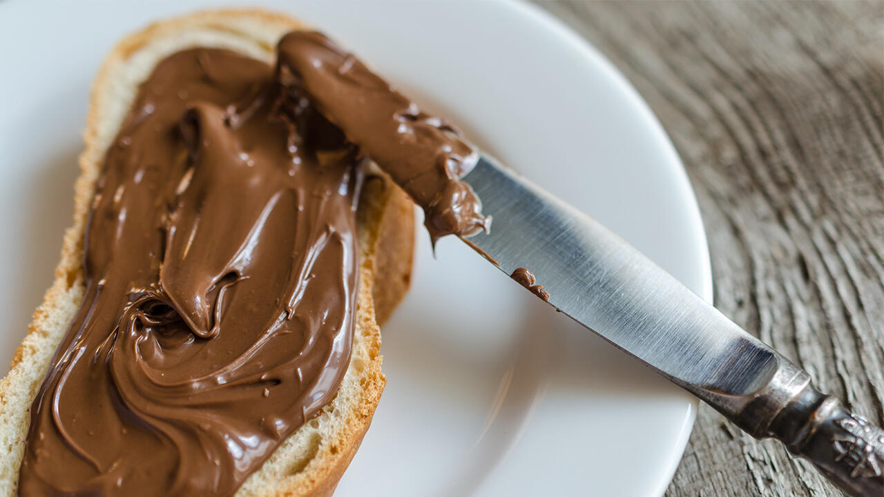 Nuss-Nougat-Cremes sind sowohl bei Kindern als auch Erwachsenen beliebt. Doch welche Marken sind empfehlenswert? Nuss-Nougat-Cremes sind sowohl bei Kindern als auch Erwachsenen beliebt. Doch welche Marken sind empfehlenswert?
