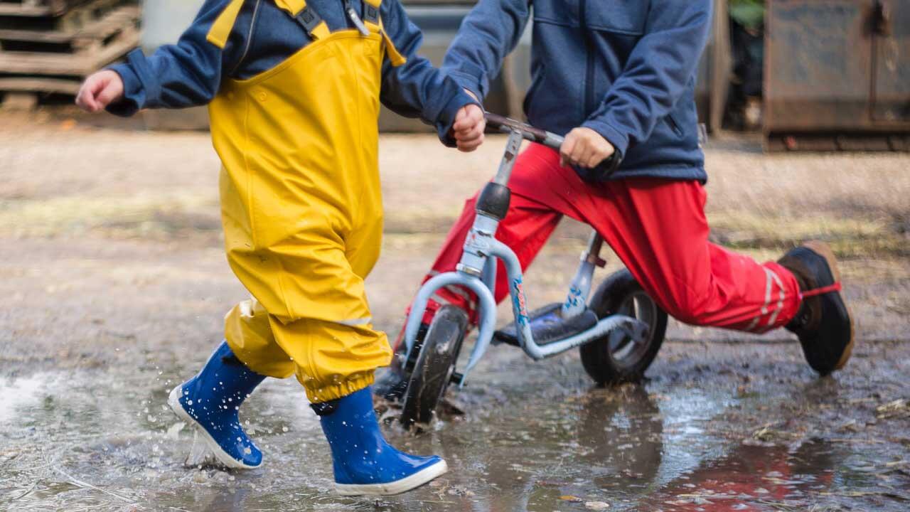 Wir haben Phthalate u.a. in Matschhosen und Gummistiefeln gefunden Wir haben Phthalate u.a. in Matschhosen und Gummistiefeln gefunden