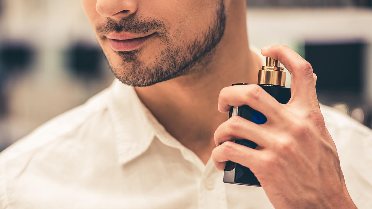 Hinter der Bezeichnung "Parfum" können sich hunderte verschiedener Duftstoffe verbergen.