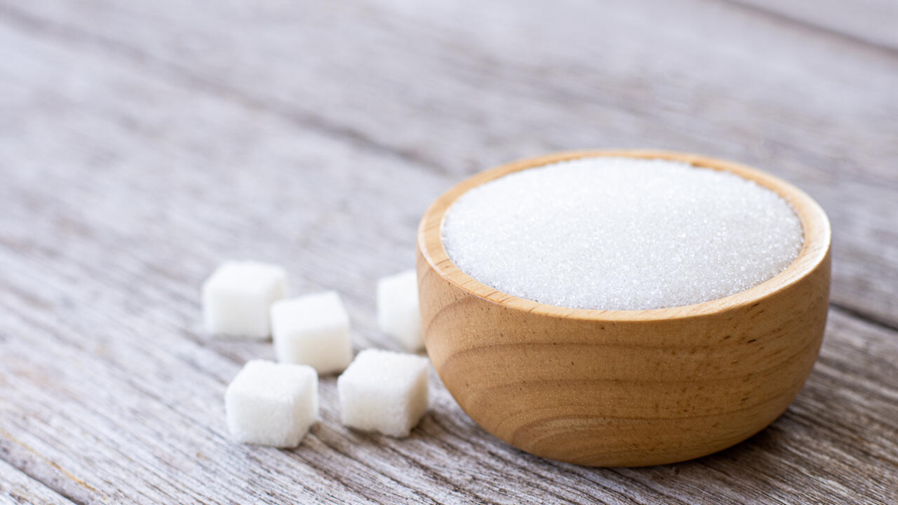Ein dauerhaft erhöhter Zuckerkonsum kann zu gesundheitlichen Problemen führen. Ein dauerhaft erhöhter Zuckerkonsum kann zu gesundheitlichen Problemen führen.