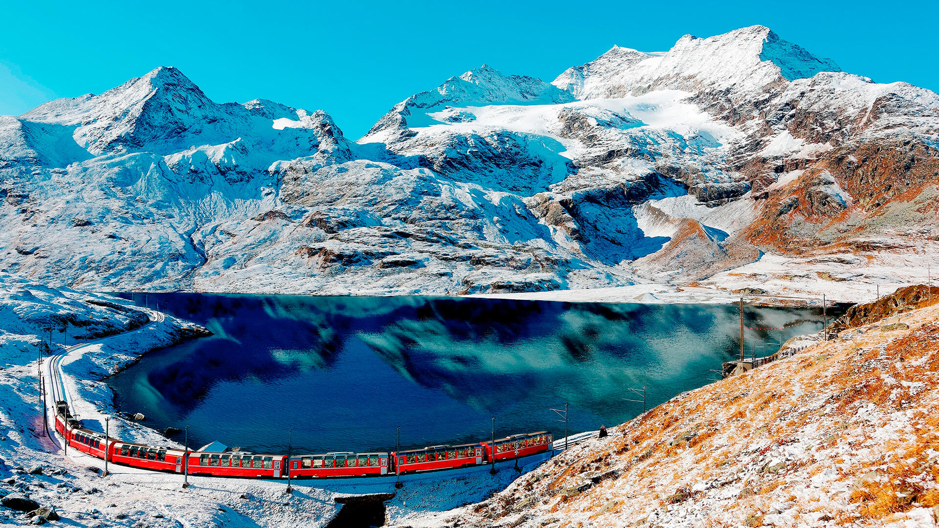 Die Bahnstrecke des Bernina-Express gehört zum Unesco-Welterbe.